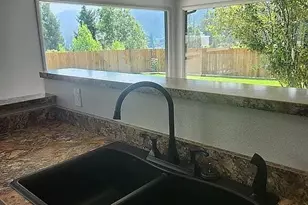 591 Farichild St, Canyonville, OR 97417 - Photo 15