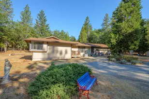 1030 Red Mountain Dr, Grants Pass, OR 97526 - Photo 23