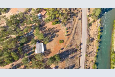 23159 Highway 62, Shady Cove, OR 97539 - Photo 9