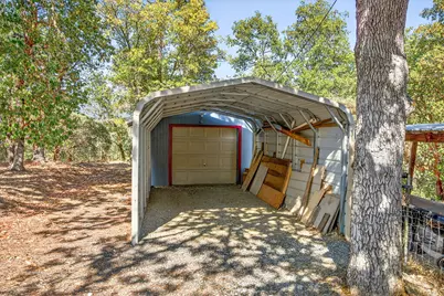 23159 Highway 62, Shady Cove, OR 97539 - Photo 15