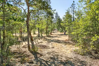 23159 Highway 62, Shady Cove, OR 97539 - Photo 13