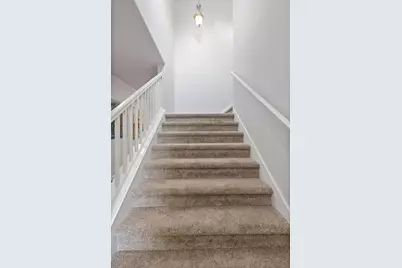 1602 W Hill Avenue, Sisters, OR 97759 - Photo 5