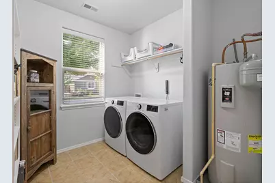 1602 W Hill Avenue, Sisters, OR 97759 - Photo 9