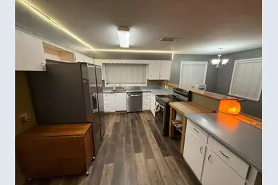 2555 Eberlein Avenue, Klamath Falls, OR 97601 - Photo 9