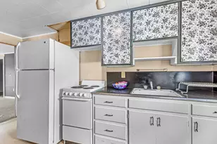 1124 W Main St, Medford, OR 97501 - Photo 19