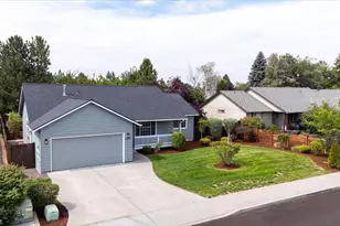 2655 NW 15th St, Redmond, OR 97756 - Photo 3