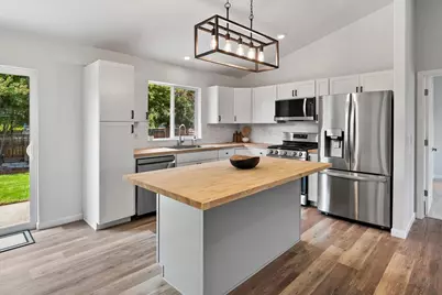 2655 NW 15th Street, Redmond, OR 97756 - Photo 13