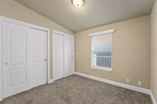 313 Winston Dr, Grants Pass, OR 97526 - Photo 17