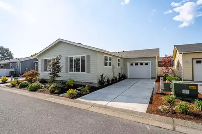 313 Winston Drive, Grants Pass, OR 97526 - Photo 1