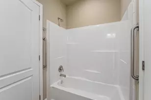 313 Winston Dr, Grants Pass, OR 97526 - Photo 19