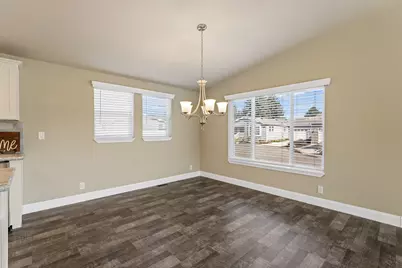 313 Winston Drive, Grants Pass, OR 97526 - Photo 7