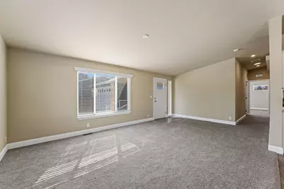 313 Winston Drive, Grants Pass, OR 97526 - Photo 5