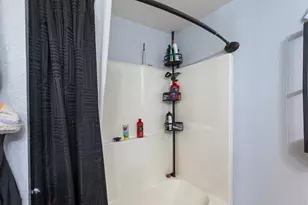 815 Niantic St, Medford, OR 97501 - Photo 7