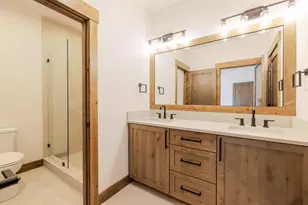 56236 Rockcress Ln, Bend, OR 97707 - Photo 33