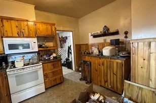 691 E Madison St, Burns, OR 97720 - Photo 15