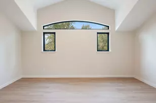 1026 NW Baltimore Ave, Bend, OR 97703 - Photo 29