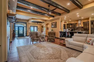 3861 Calle Vista Dr, Medford, OR 97504 - Photo 13