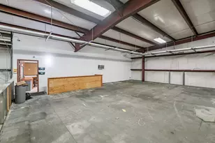 595 N Fir Villa Rd, Dallas, OR 97338 - Photo 15