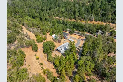 3461 W Evans Creek Road, Rogue River, OR 97537 - Photo 33