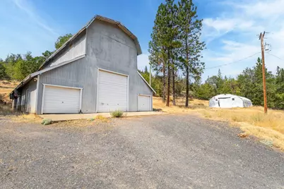 3461 W Evans Creek Road, Rogue River, OR 97537 - Photo 21