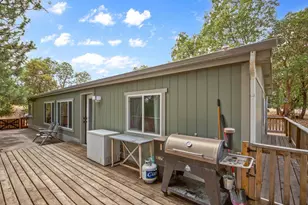 300 Arrowhead Pass, Jacksonville, OR 97530 - Photo 23