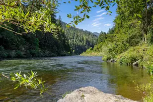 7800 Rogue River, Agness, OR 97406 - Photo 15