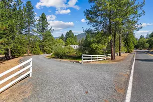 770 Serenity Ln, Grants Pass, OR 97526 - Photo 47