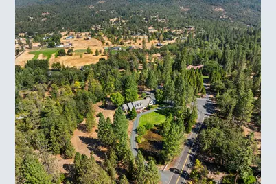 770 Serenity Lane, Grants Pass, OR 97526 - Photo 43