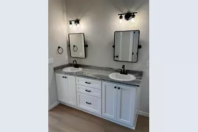 3228 Garner Way, Medford, OR 97504 - Photo 9