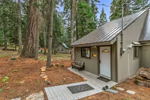 6000 E Hyatt Lake Rd, Ashland, OR 97520 - Photo 3