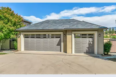 551 Strawberry Lane, Ashland, OR 97520 - Photo 47