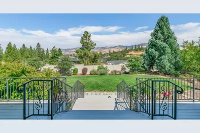 551 Strawberry Lane, Ashland, OR 97520 - Photo 43