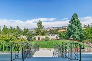 551 Strawberry Ln, Ashland, OR 97520 - Photo 43