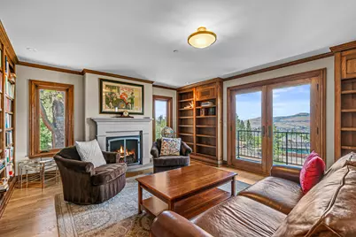 551 Strawberry Lane, Ashland, OR 97520 - Photo 25