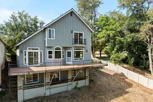 900 SE Mystic Dr, Grants Pass, OR 97527 - Photo 29