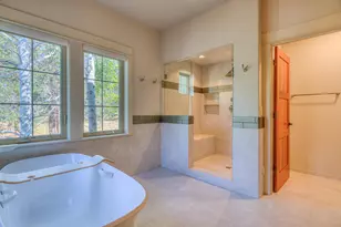 2521 NW Coe Ct, Bend, OR 97703 - Photo 49