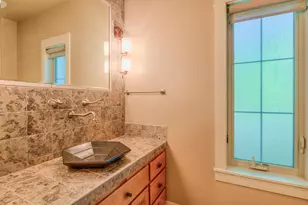 2521 NW Coe Ct, Bend, OR 97703 - Photo 39