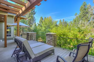 2521 NW Coe Ct, Bend, OR 97703 - Photo 13