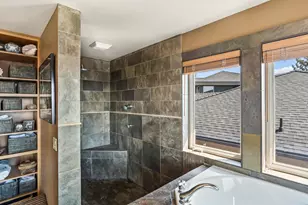 1829 SW Turnberry Pl, Bend, OR 97702 - Photo 39