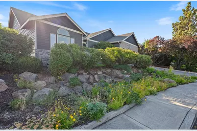 63326 NE Brightwater Drive, Bend, OR 97701 - Photo 43