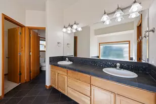 63326 NE Brightwater Dr, Bend, OR 97701 - Photo 21