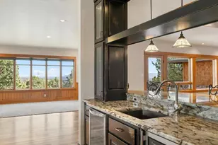 10811 Ironstone Ct, Redmond, OR 97756 - Photo 27