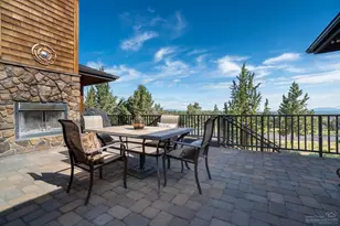 10811 Ironstone Ct, Redmond, OR 97756 - Photo 3