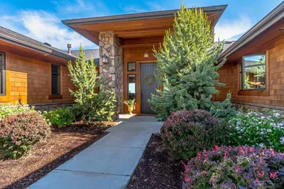 10811 Ironstone Court, Redmond, OR 97756 - Photo 7