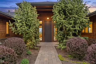 10811 Ironstone Ct, Redmond, OR 97756 - Photo 5