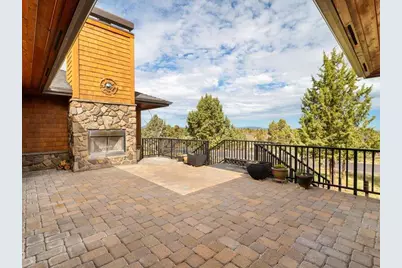 10811 Ironstone Court, Redmond, OR 97756 - Photo 13