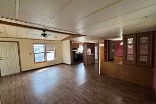 705 Tawn Cheree, Medford, OR 97501 - Photo 9