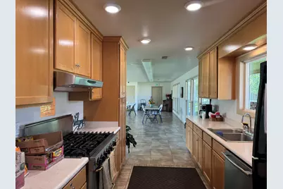 705 Tawn Cheree, Medford, OR 97501 - Photo 33