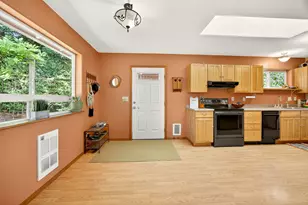 6577 Adams Rd, Talent, OR 97540 - Photo 19