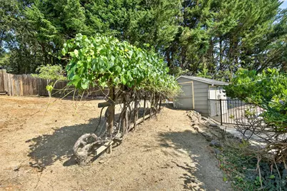 1773 Alta Vista Road, Eagle Point, OR 97524 - Photo 31